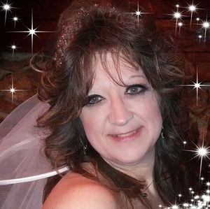 Meet your Posher, Carly